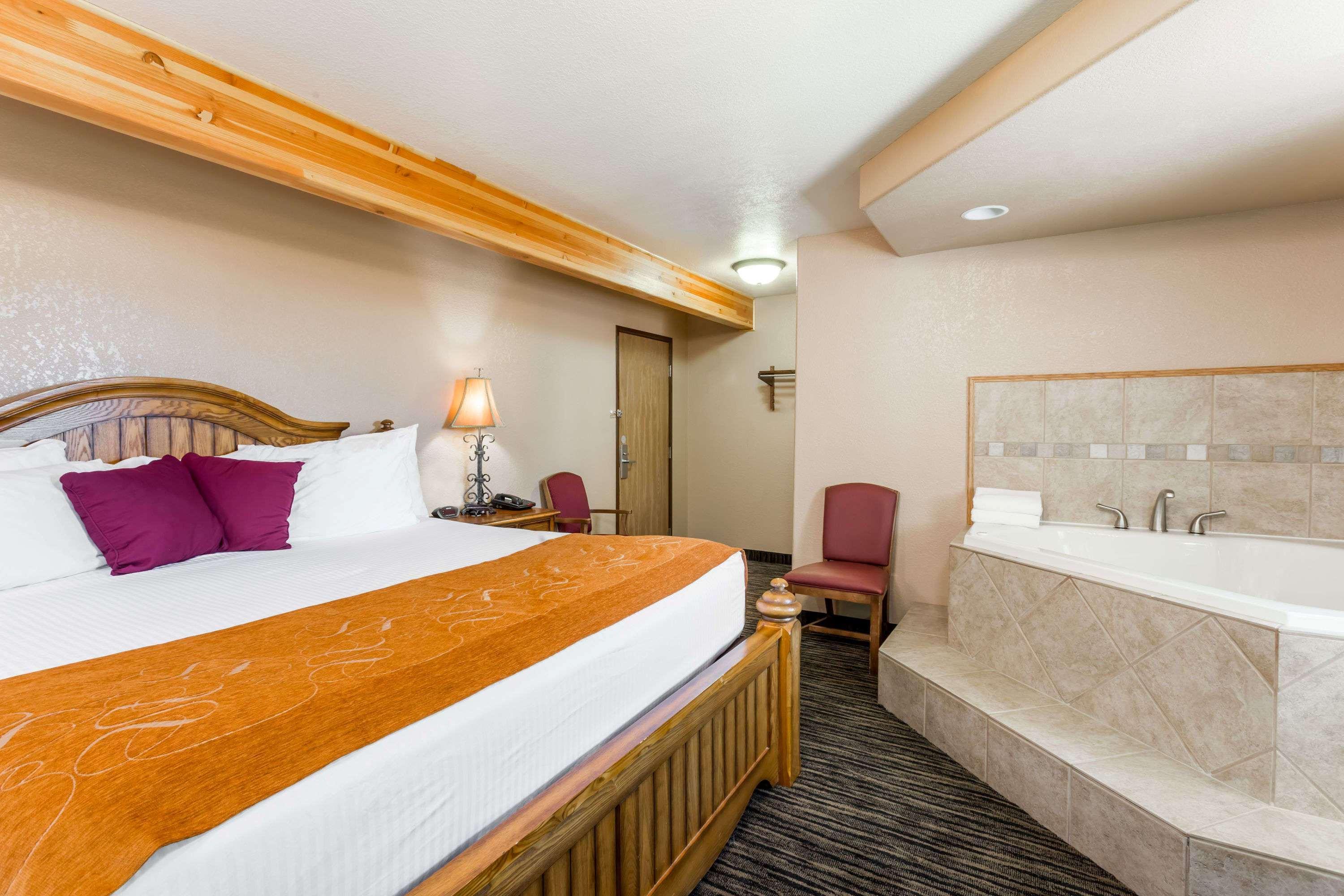 Super 8 By Wyndham Lewistown Otel Dış mekan fotoğraf