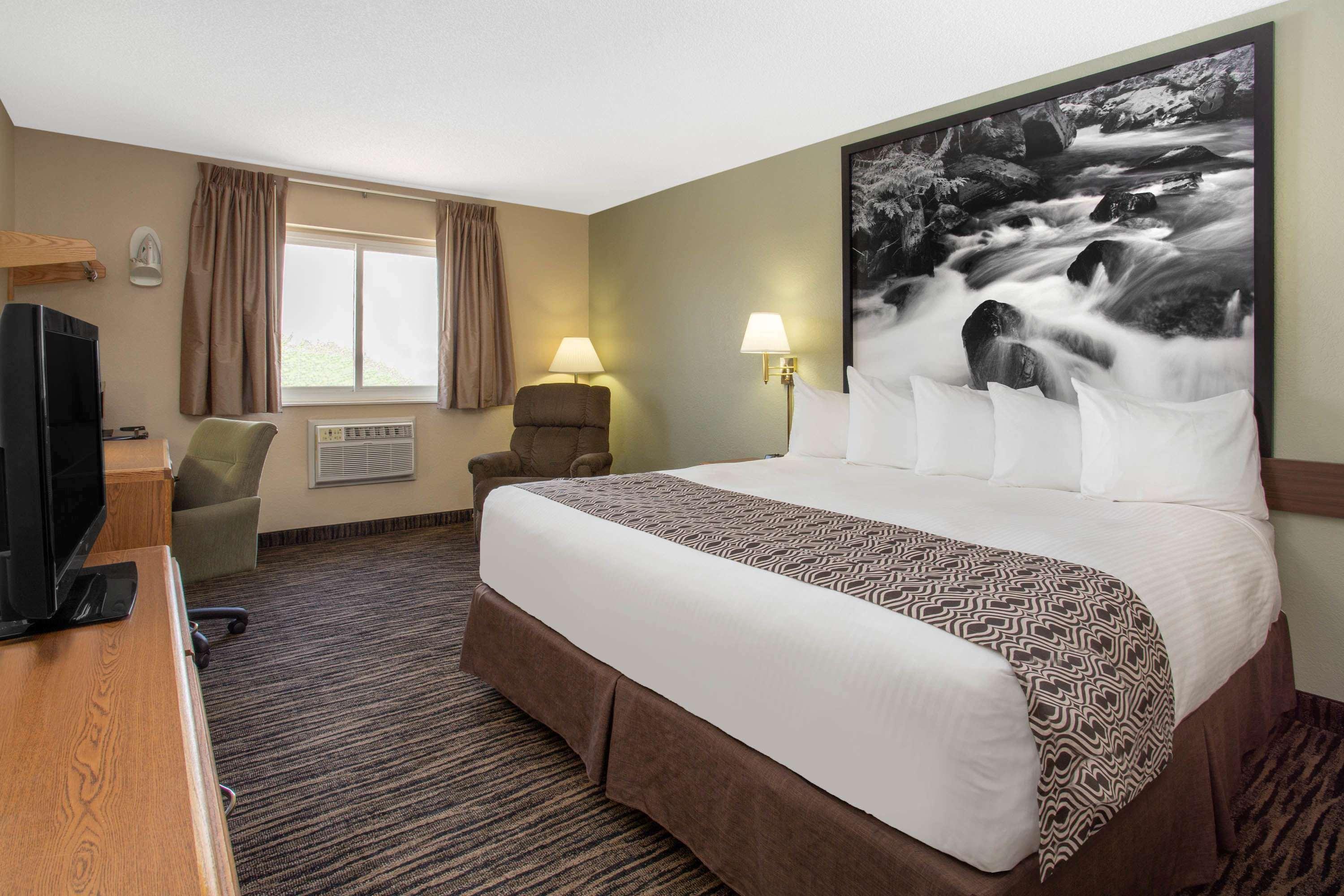 Super 8 By Wyndham Lewistown Otel Dış mekan fotoğraf