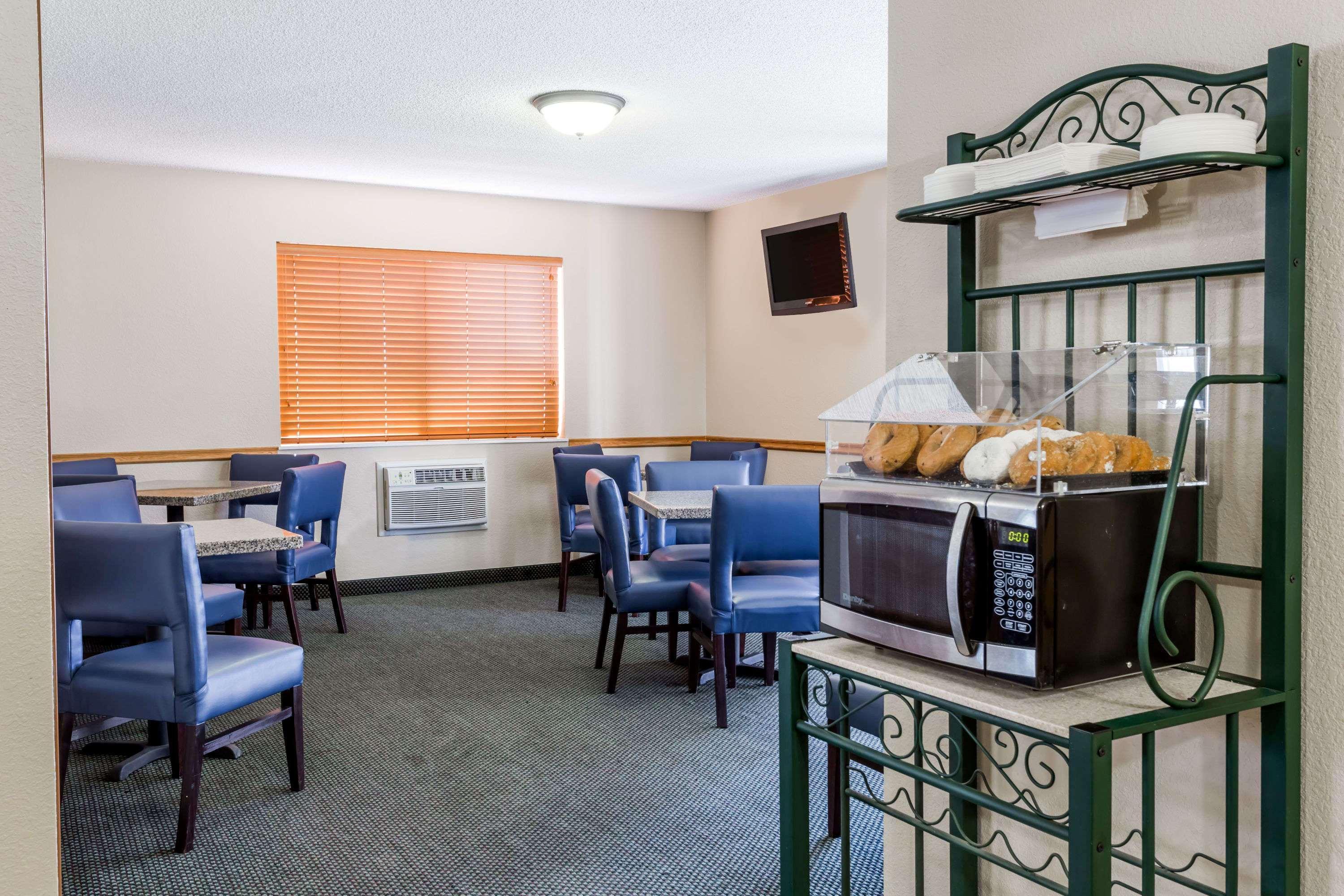 Super 8 By Wyndham Lewistown Otel Dış mekan fotoğraf